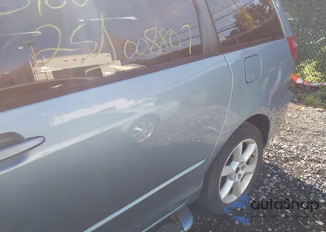 2004 Toyota Sienna Xle из США, поврежденный, VIN 5TDBA22C04S027291